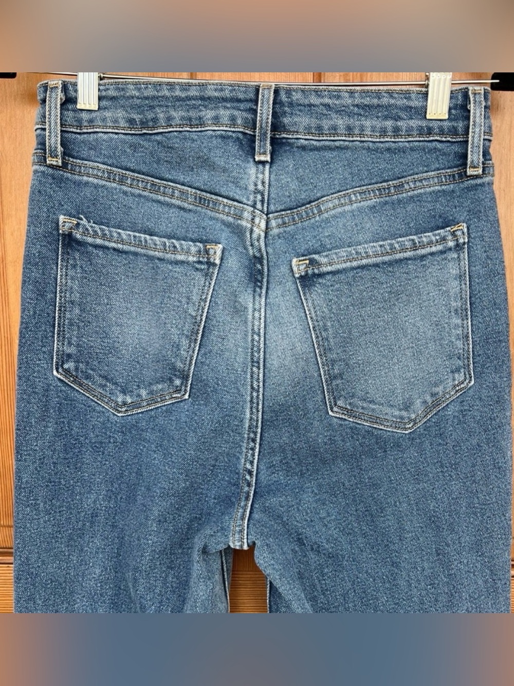 Old Navy Higher High Rise Flare Raw Hem Clover Jeans Sz 8 - Picture 4 of 9
